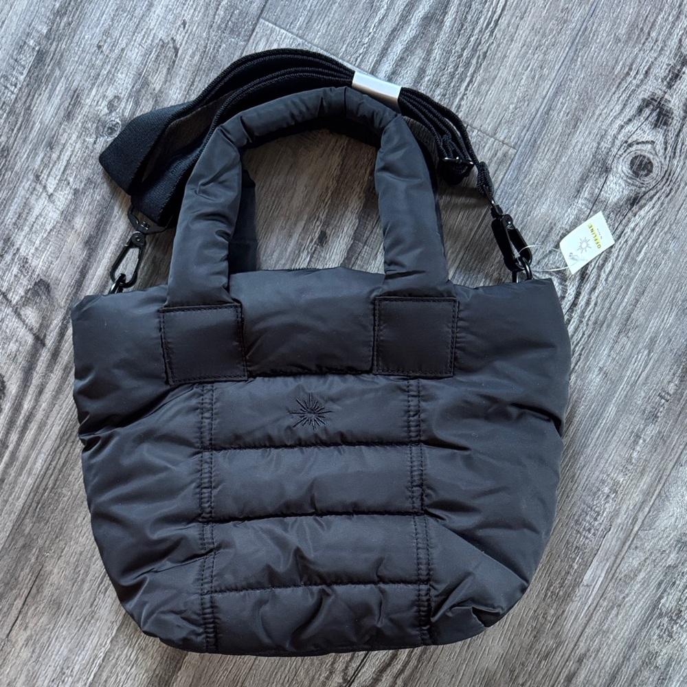 ✨ OFFLINE by Aerie Puff Love Mini Tote Bag – NWT ✨